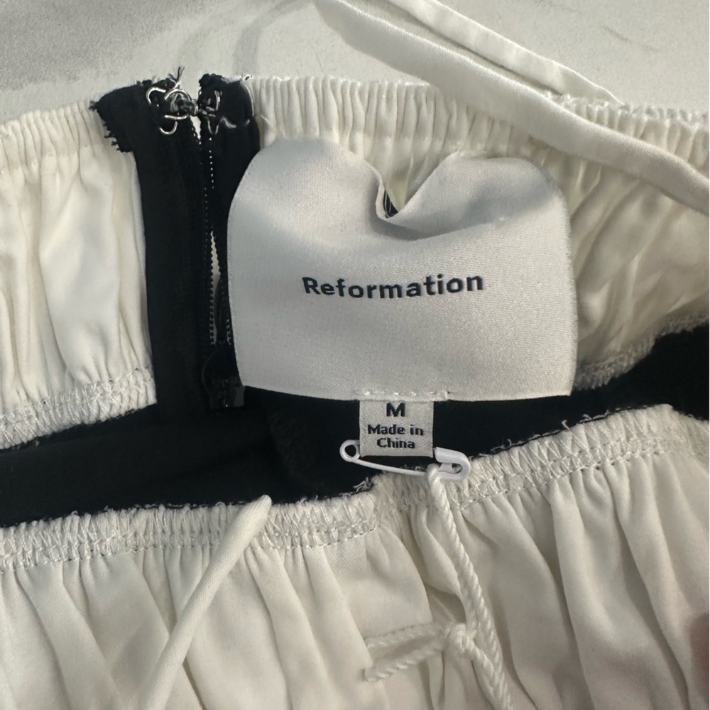 NWT Reformation Sadie Knit Mini Dress Medium Black/White Two Tone Back Zip - Picture 3 of 11